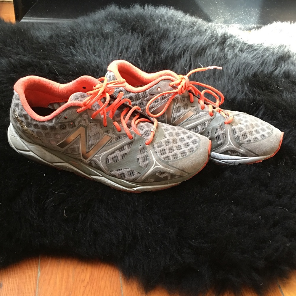 New balance shoes size 6